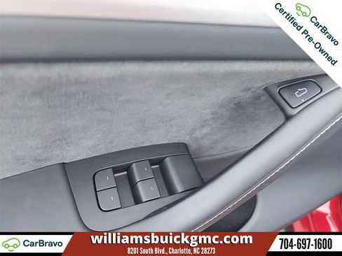 Used 2024 Tesla Model Y Performance image 22