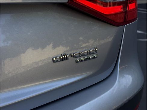 Used 2015 Audi A4 Premium Plus w/ Technology Package image 30