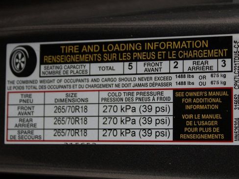 Used 2021 Nissan Titan SV w/ SV Convenience Package image 49