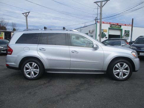 Used 2010 Mercedes-Benz GL 450 4MATIC image 5