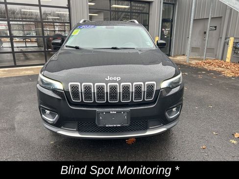 Used 2019 Jeep Cherokee Limited image 9