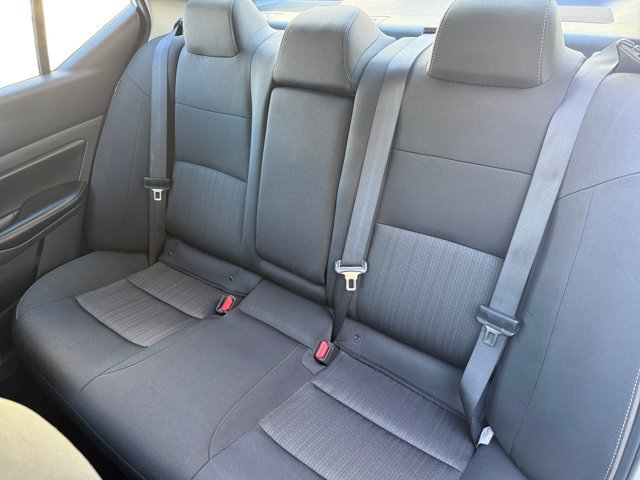 Used 2025 Nissan Altima 2.5 SV AWD/4WD image 11