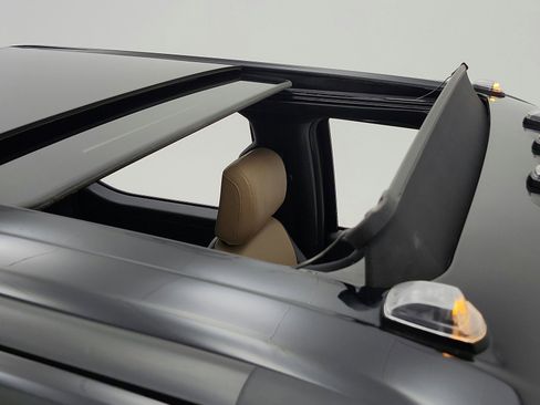 Used 2023 Ford F250 Lariat w/ Lariat Ultimate Package image 20