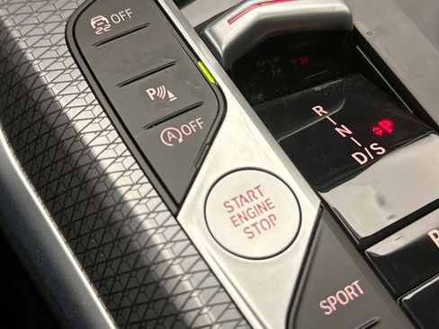 Used 2025 BMW 440i xDrive M440XI AWD w/ Premium Package image 22