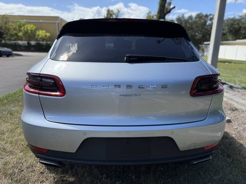 Used 2017 Porsche Macan AWD/4WD image 6