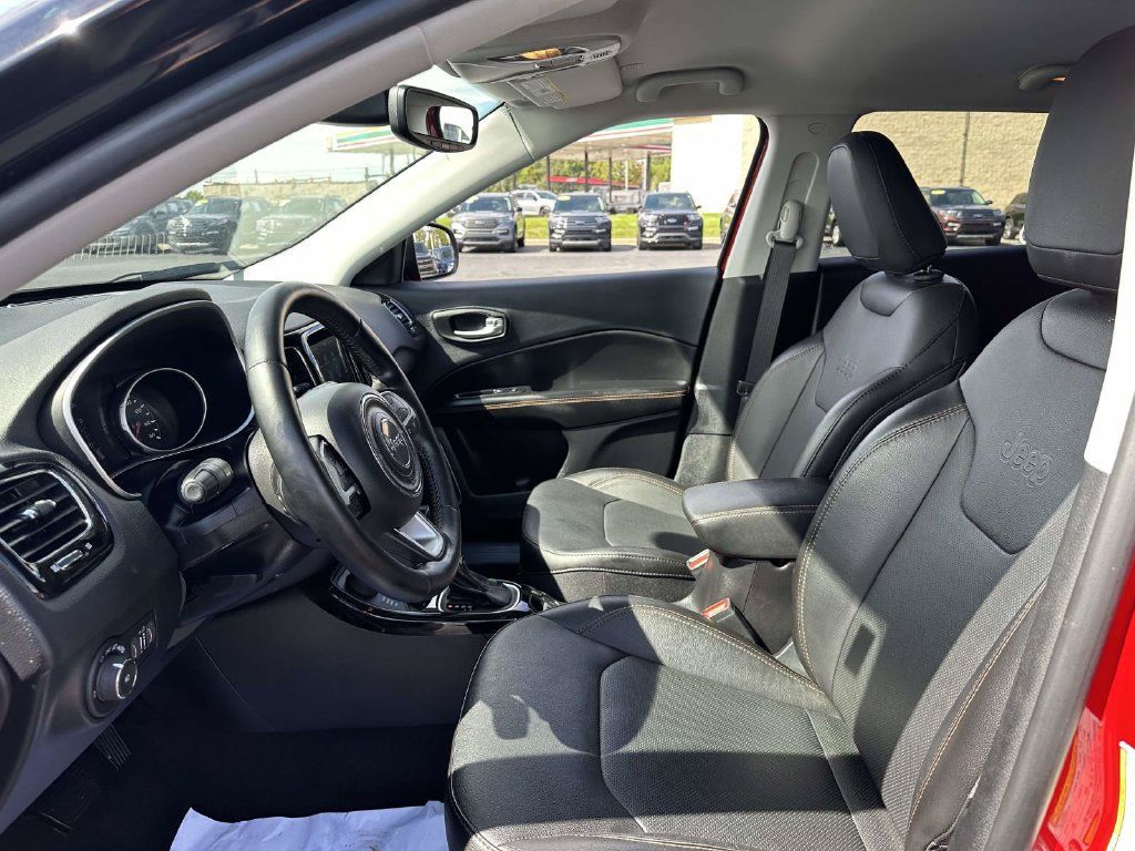 Used 2021 Jeep Compass Limited AWD/4WD image 10