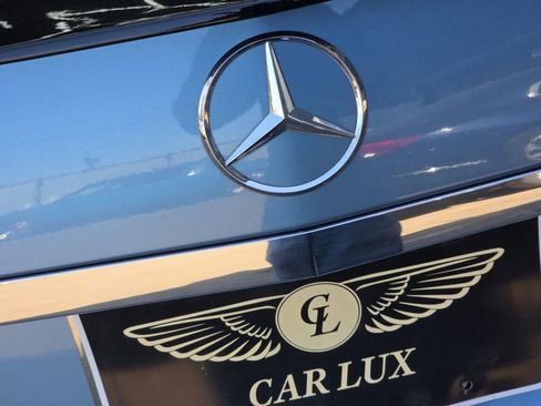 Used 2010 Mercedes-Benz E 550 Sedan image 18