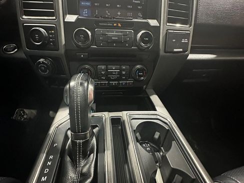 Used 2017 Ford F150 Raptor w/ Equipment Group 802A Luxury image 22