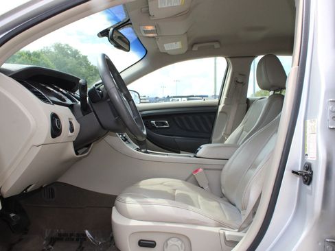 Used 2012 Ford Taurus SEL FWD image 11