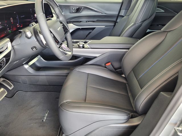 New 2026 Cadillac Lyriq V AWD/4WD image 17
