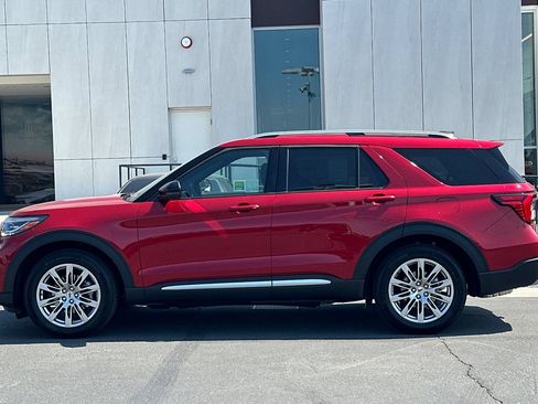 New 2026 Ford Explorer Platinum RWD image 6