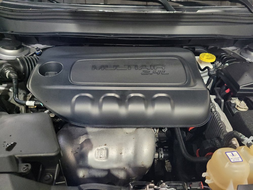 Used 2019 Jeep Cherokee Limited FWD image 30