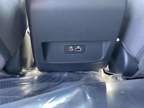 New 2026 Nissan Frontier SV w/ All-Weather Content Package AWD/4WD image 12