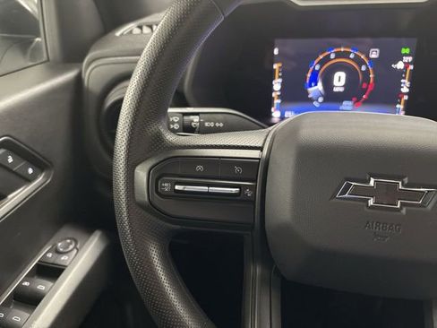 Used 2023 Chevrolet Colorado Trail Boss w/ Technology Package image 52