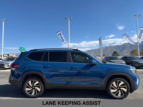 New 2026 Volkswagen Atlas SE image 3