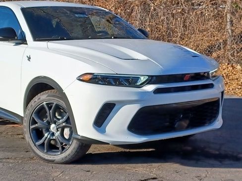 New 2024 Dodge Hornet R/T w/ R/T Blacktop Package image 2