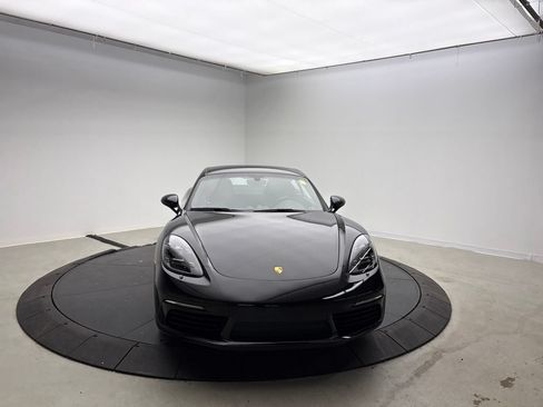 Certified 2025 Porsche 718 Cayman RWD image 10