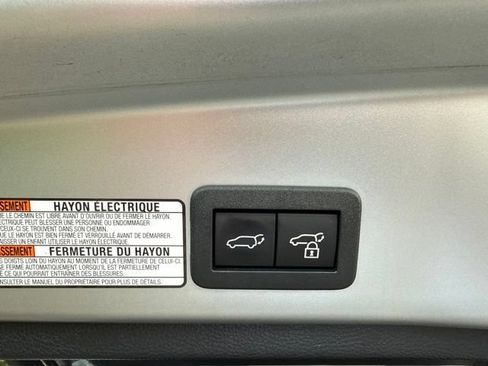 Used 2024 Toyota Corolla Cross XLE w/ Convenience Package AWD/4WD image 45