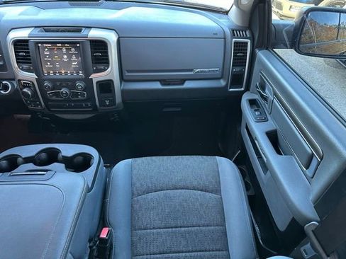 Used 2019 RAM 1500 Big Horn image 11