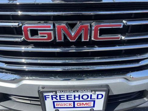 Certified 2022 GMC Terrain SLT image 30