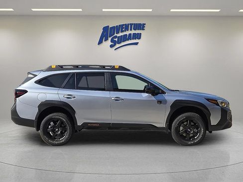 Certified 2025 Subaru Outback Wilderness AWD/4WD image 12
