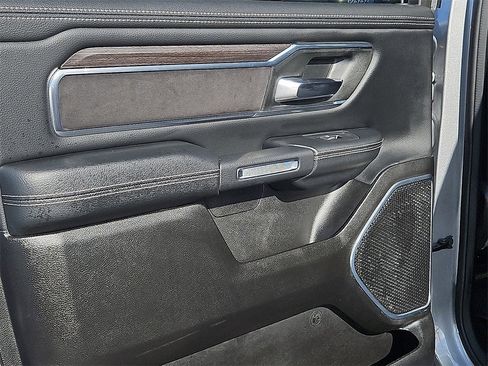 Used 2025 RAM 1500 Laramie image 16