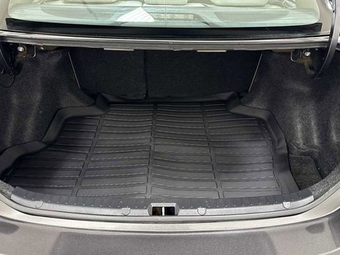 Used 2012 Toyota Corolla LE image 25