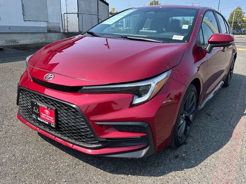 Certified 2024 Toyota Corolla XSE FWD image 1