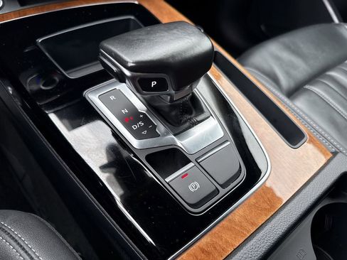 Used 2023 Audi Q5 2.0T Premium image 27