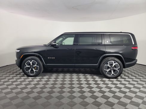 Used 2024 Rivian R1S Adventure AWD/4WD image 2