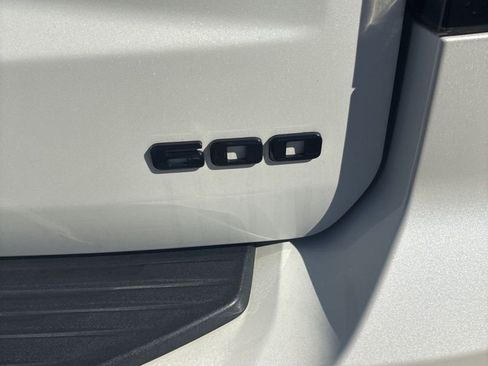 Used 2024 Cadillac Escalade ESV Sport Platinum w/ LPO, ONYX Package image 14