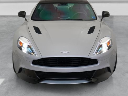 Used 2016 Aston Martin Vanquish Coupe RWD image 43