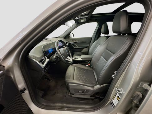 Used 2025 BMW X1 xDrive28i image 13