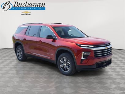 New 2025 Chevrolet Traverse LT w/ Enhanced Driving Package