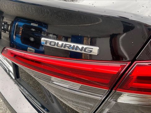 Used 2023 Honda Civic Touring image 8