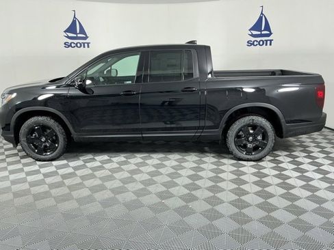New 2026 Honda Ridgeline Black Edition image 4
