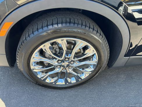 Used 2022 Chevrolet Blazer LT FWD image 6