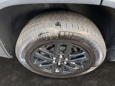 Used 2019 GMC Acadia SLT AWD/4WD image 42