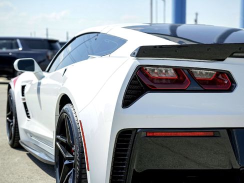 Used 2017 Chevrolet Corvette Grand Sport image 10