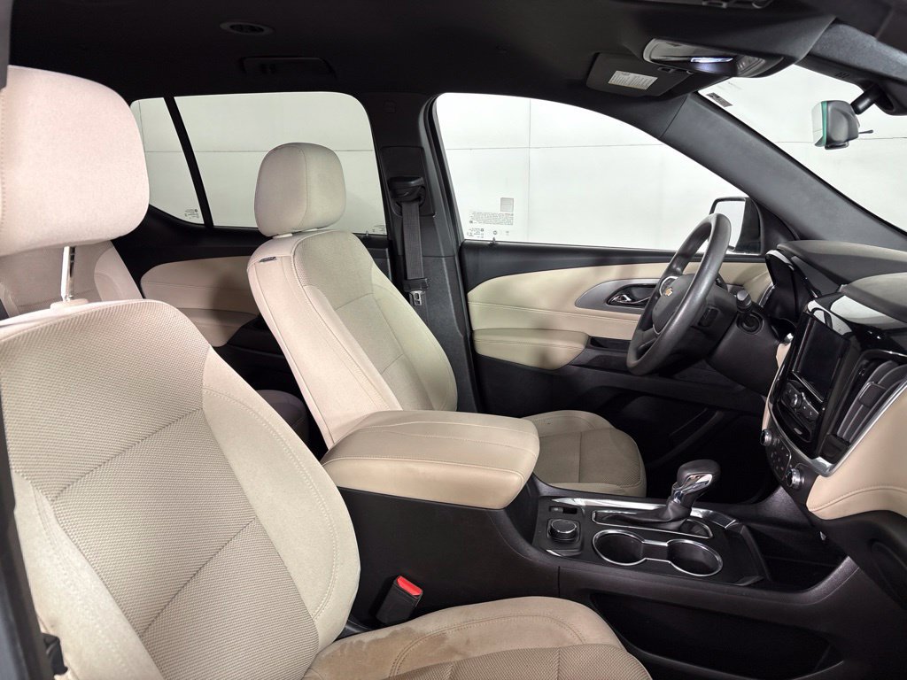 Certified 2022 Chevrolet Traverse LS FWD image 20