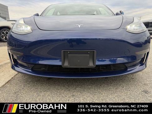 Used 2023 Tesla Model 3 Standard Range RWD image 8
