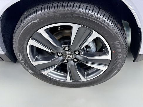 Certified 2026 Lexus UX 300h AWD w/ Accessory Package (2T) image 29