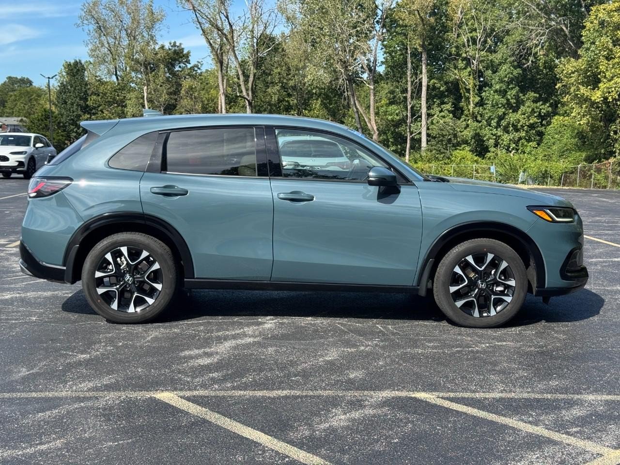 Certified 2026 Honda HR-V EX-L image 3