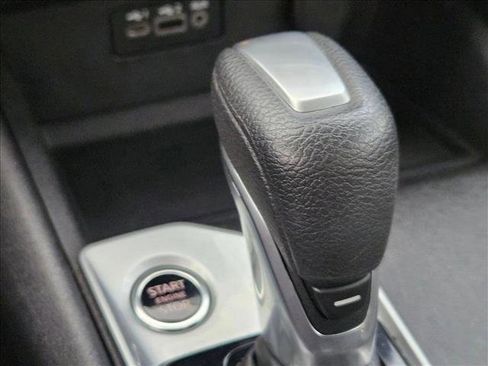 Used 2025 Nissan Altima 2.5 SV FWD image 13