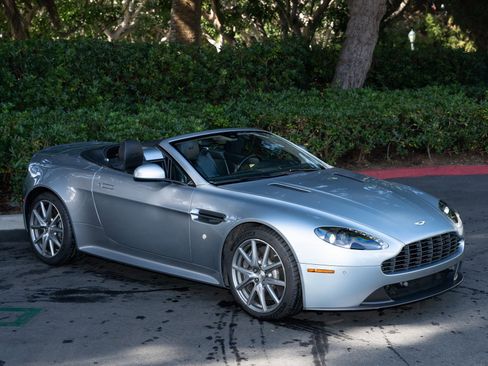 Used 2015 Aston Martin V8 Vantage GT image 1