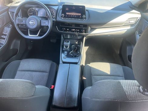 Used 2024 Nissan Rogue SV image 19