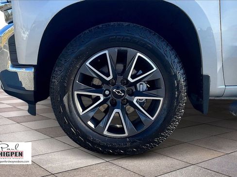 Used 2022 Chevrolet Silverado 1500 LTZ w/ Safety Package II image 9