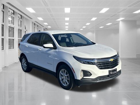 Certified 2023 Chevrolet Equinox LT image 3