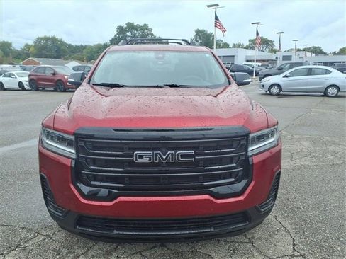 Used 2021 GMC Acadia SLE w/ Driver Convenience Package image 2