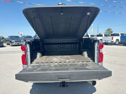 Used 2025 Chevrolet Silverado 2500 LT AWD/4WD image 17